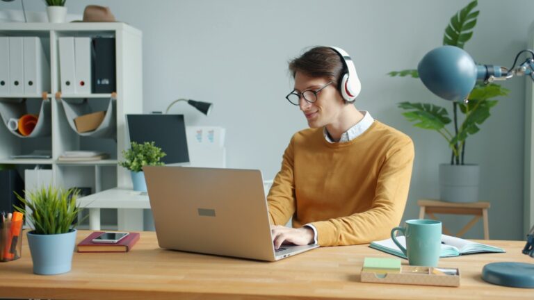 Why Small Businesses Benefit from Streamlined Scheduling
